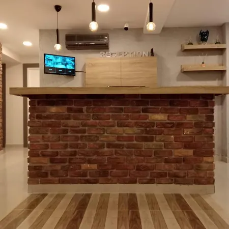 Leon Prázdninový dům Side